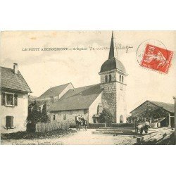 01 LE PETIT ABERGEMENT. Ouvriers et attelage devant l'Eglise 1909