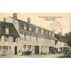 WW 23 CHAMBON-SUR-VOUEIZE. Voiture et Autocars devant l'Hôtel Bodeau 1929