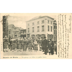 WW BINCHE. Souvenir du Carnaval. Un groupe de Gilles en petite tenue