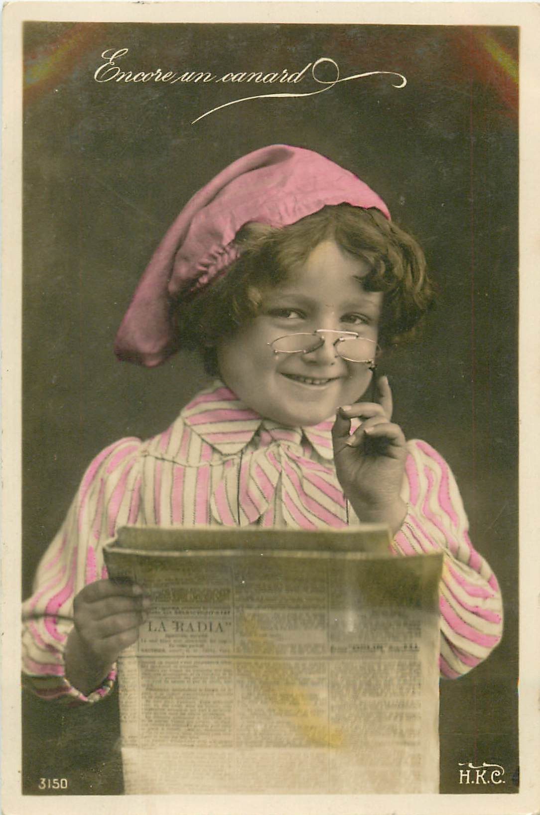 WW FANTAISIE. Enfant lisant un Journal et encore un canard vers 1910