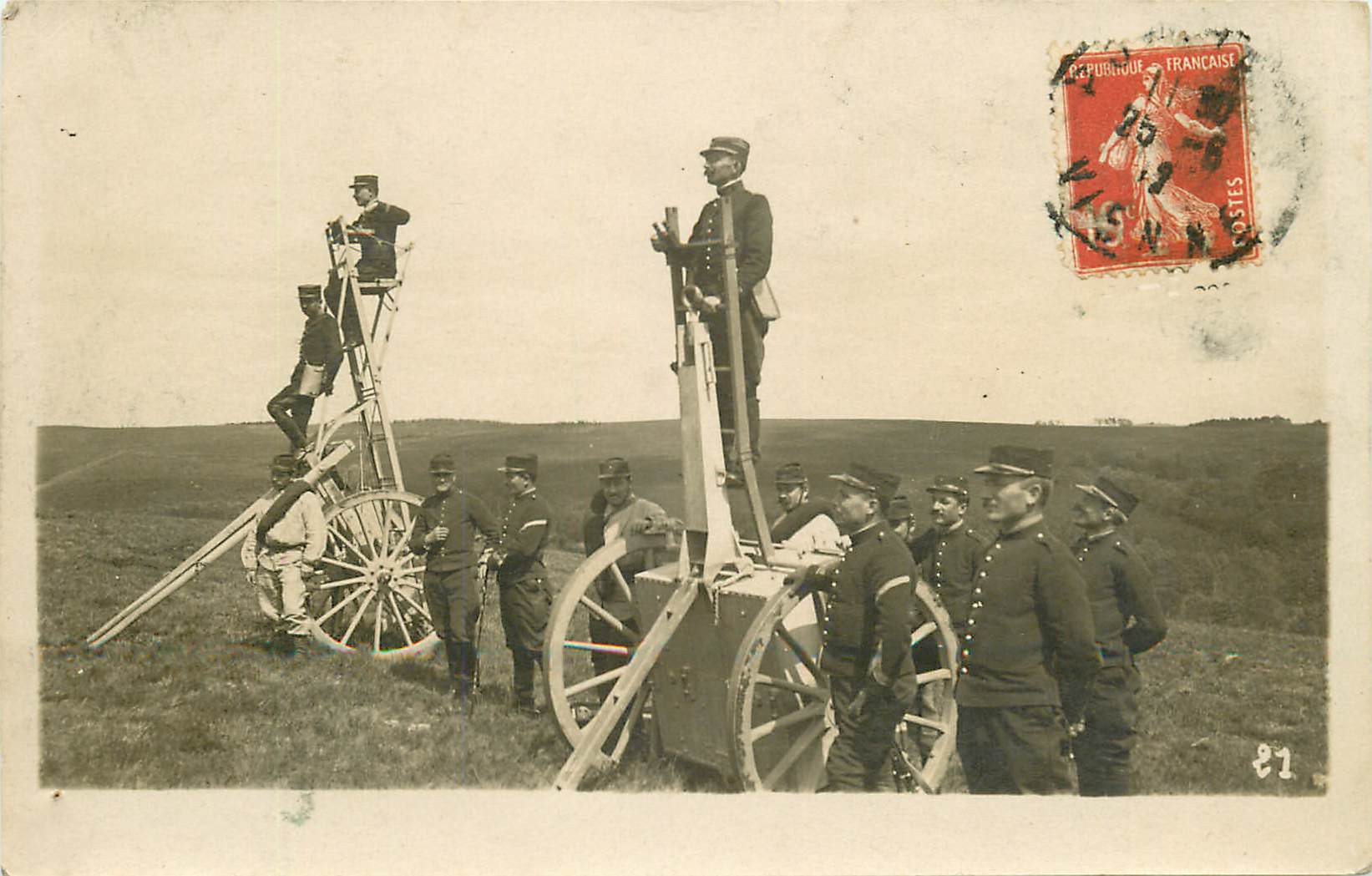 WW 86 POITIERS. Militaires en Campagne avec Périscopes mobiles vers 1911