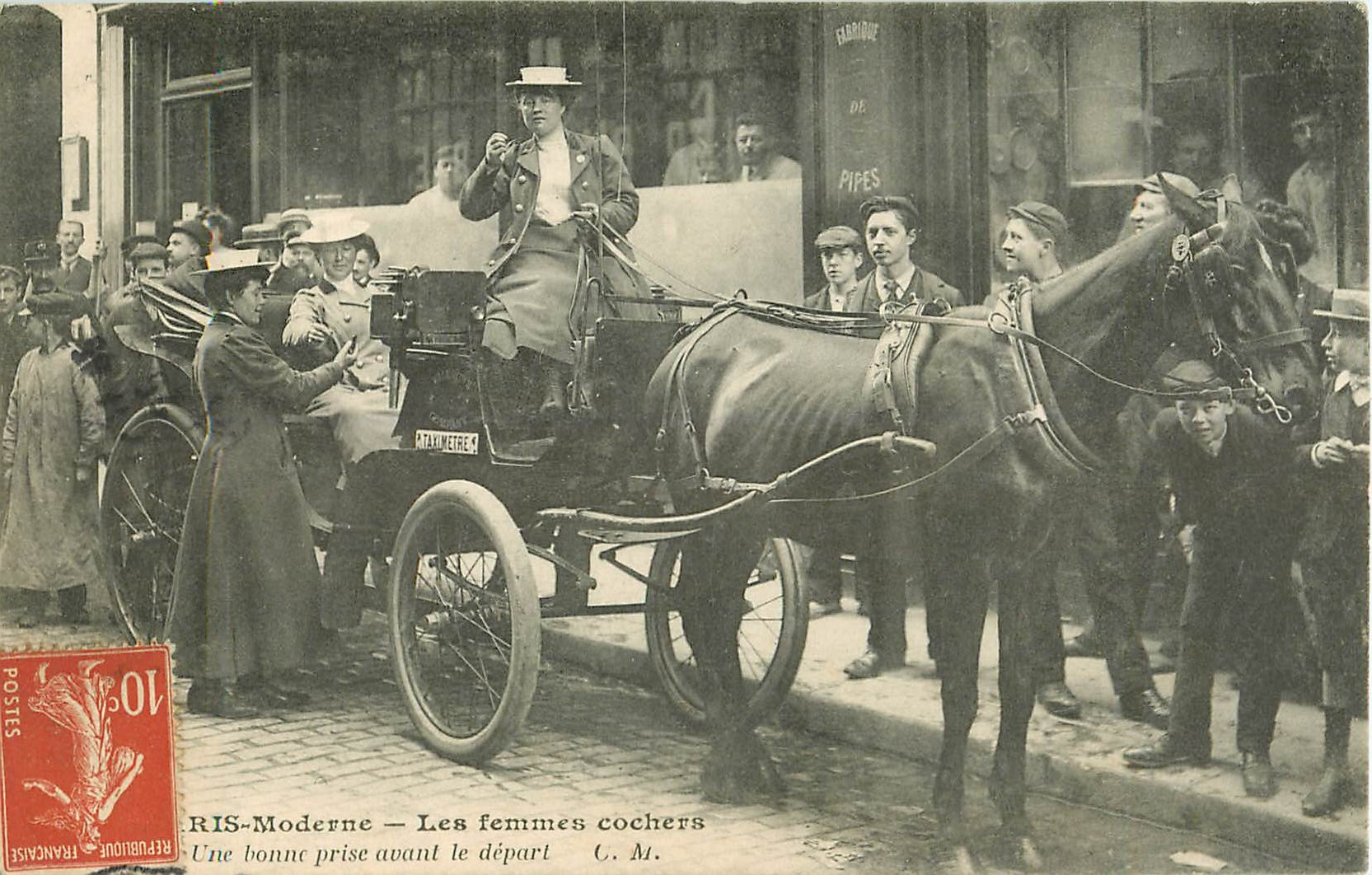 WW PARIS. Les Femmes Cochers. Une bonne prise avant le Départ 1907 Taximètre