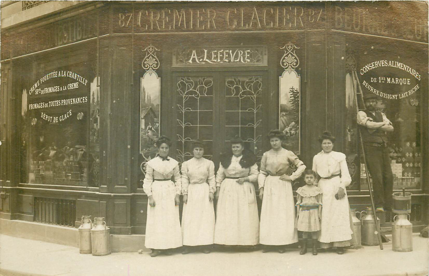 WW PARIS XVI. Crémier Glacier Lefèvre rue de l'Annonciation 1907. Photo carte postale