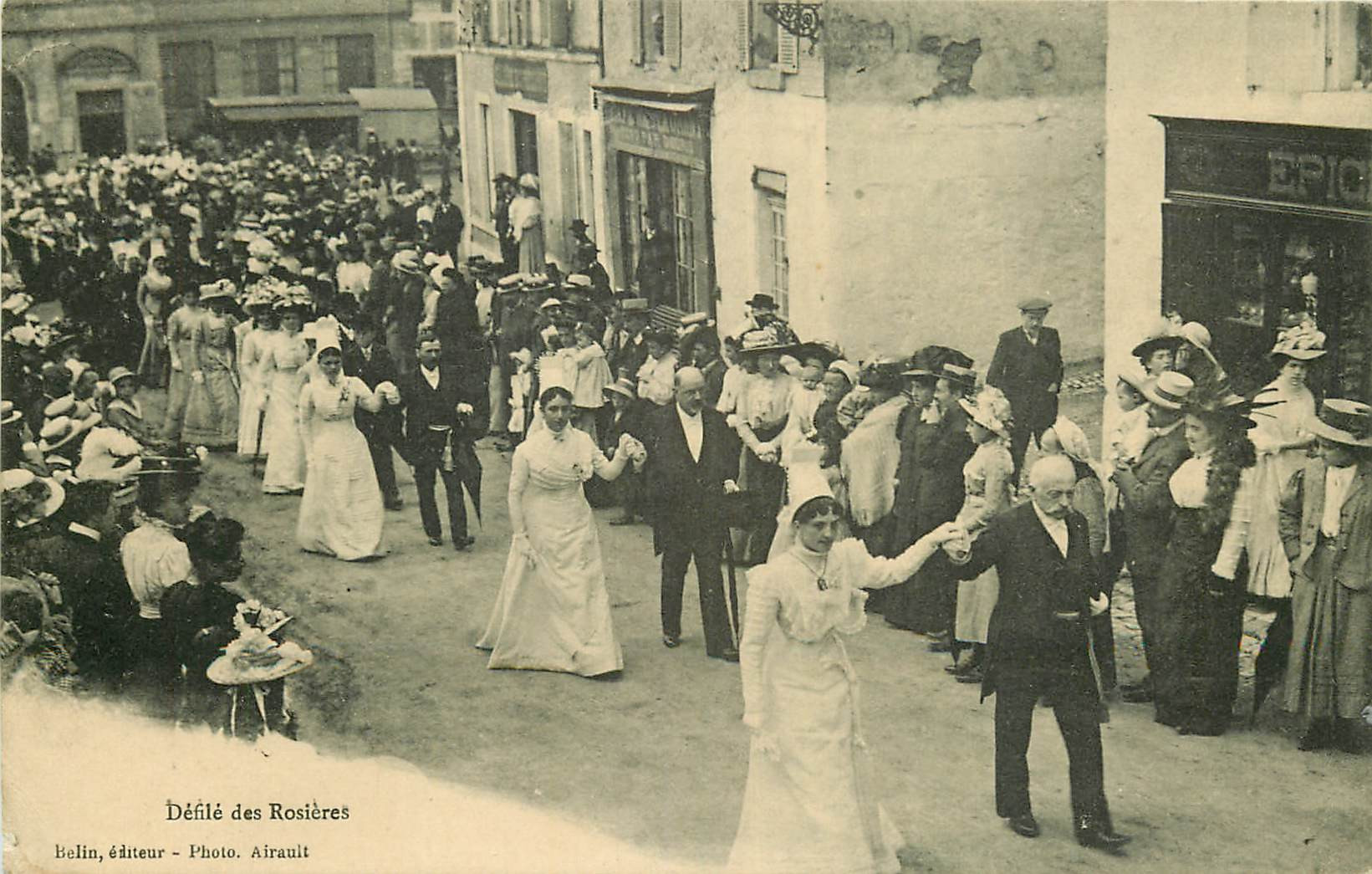 WW 79 LA MOTTE-SAINT-HERAY. Défilé d'un Mariage avec les Rosières Rosières 1911