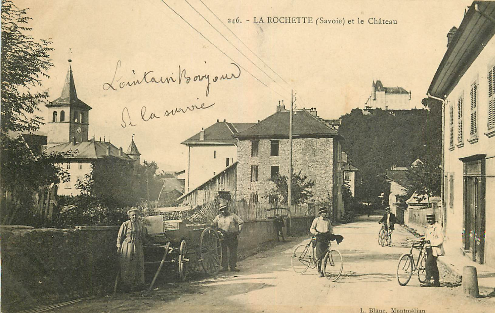 WW 73 LA ROCHETTE. Paysan et Cyclistes sur la Route du Château