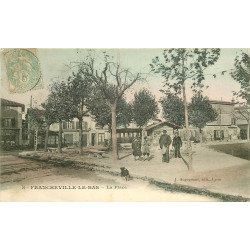 69 FRANCHEVILLE-LE-BAS. Tramway sur la Place avec le Café du Commerçant vers 1905
