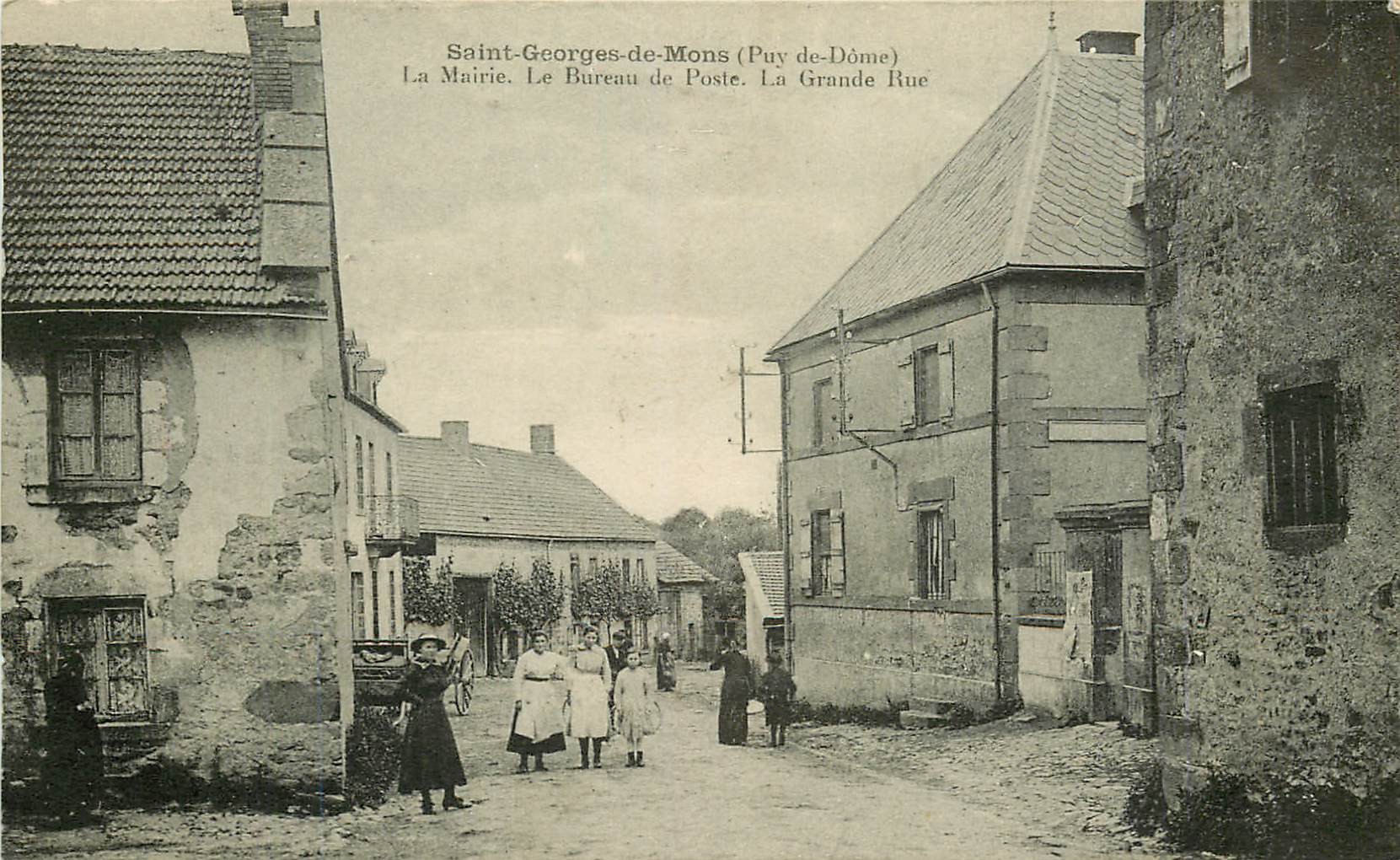 WW 63 SAINT-GEORGES-DE-MONS. Mairie et Bureau de Poste sur la Grande Rue 1926