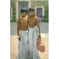 WW TUNISIE. Deux bonnes amies aux seins nus 1916