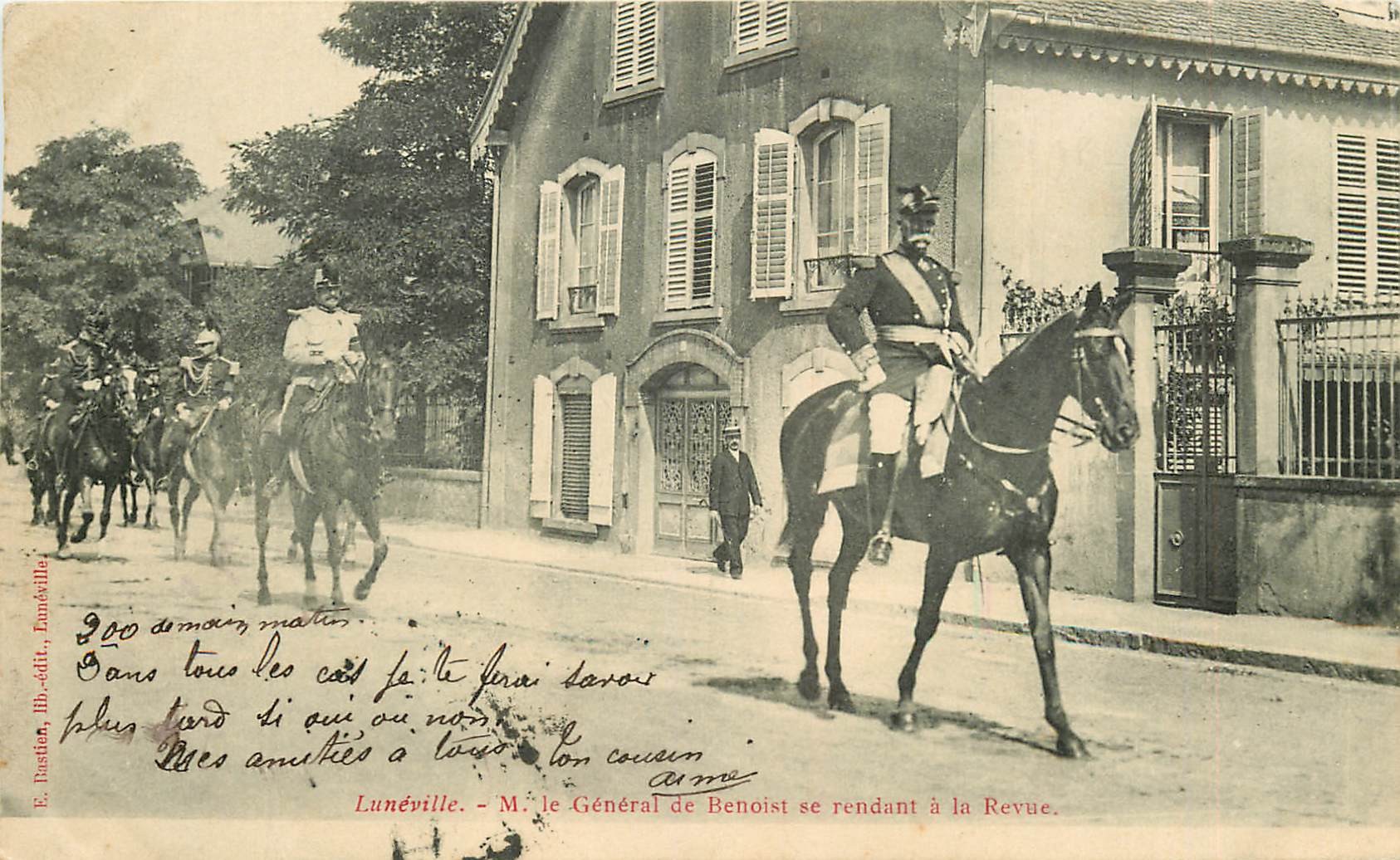 WW 54 LUNEVILLE. Le Général Benoist et la Cavalerie se rendant à la Revue 1904