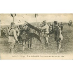 WW GUERRE 1914. Les Drapeaux français du 3° Zouave décorés par le Roi d'Italie 1918