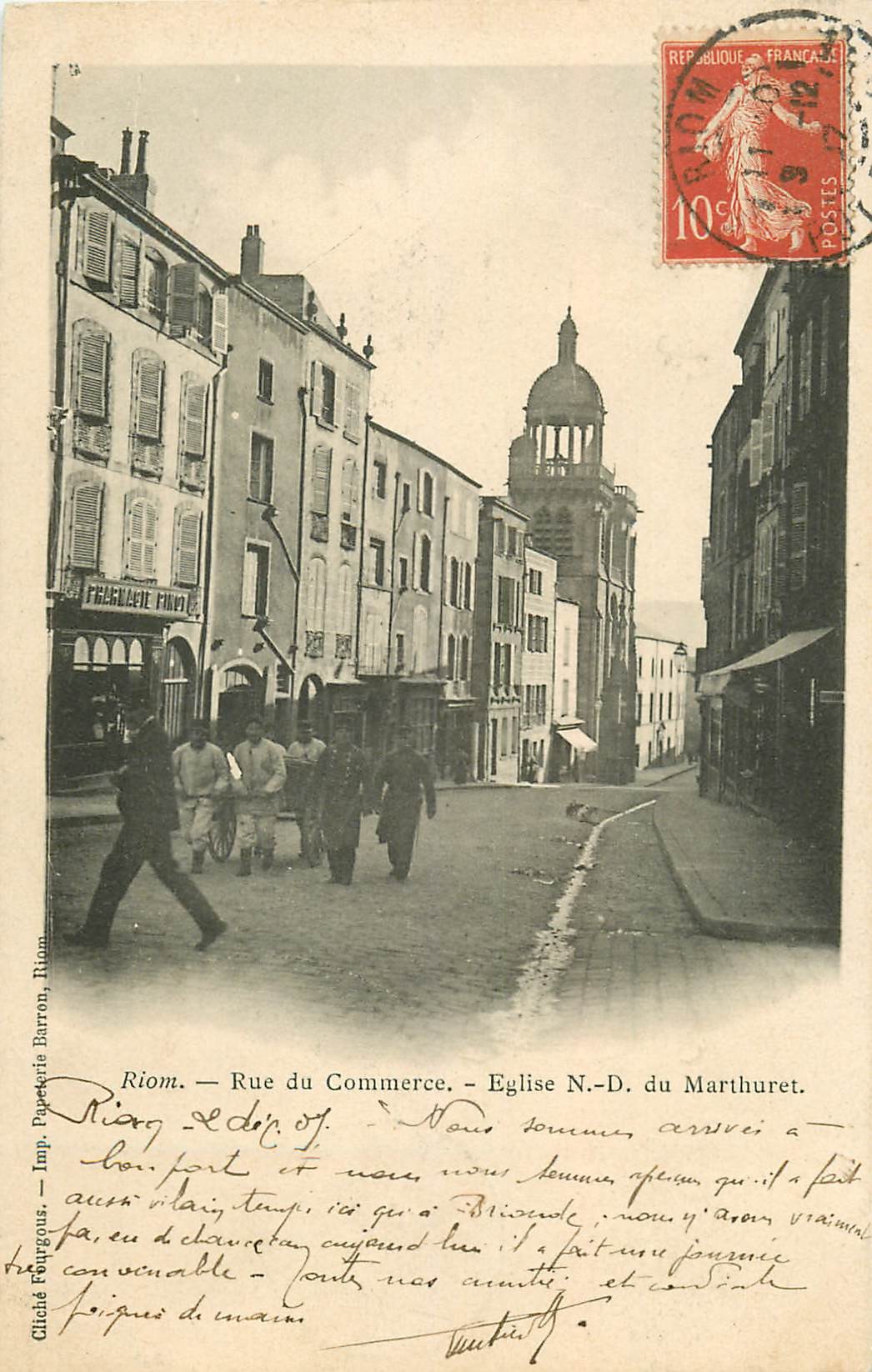 WW 63 RIOM. Militaires devant la Pharmacie rue du Commerce 1907
