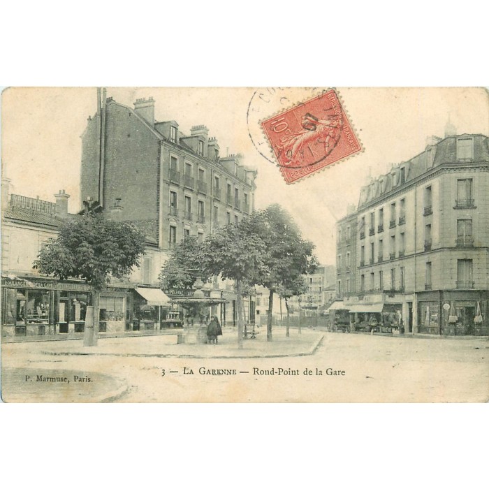 File:Carte postale - La Garenne-Colombes - Place de la Fontaine - 9FI-GAC 21.jpg