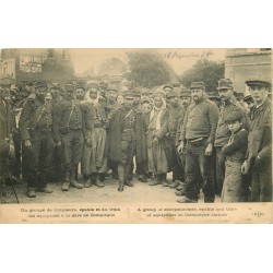 60 COMPIEGNE. Tirailleurs Spahis du train des équipages à la Gare 1914