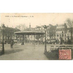 carte postale ancienne 14 CAEN. Top Promotion Place de la République 1906 Panneau Photographie Dumaine