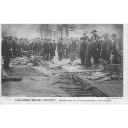 WW 87 LES EMEUTES DE LIMOGES. Barricade de la Mauvendière 1905