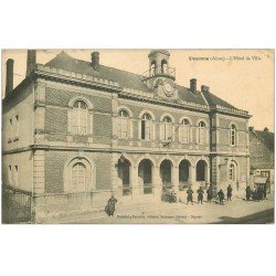 carte postale ancienne 02 SISSONNE. Hôtel de Ville 1914. Tampon Amboise tailleur à Saint-Erme