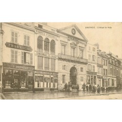 WW 27 BRETEUIL. Hôtel de Ville et Pharmacie