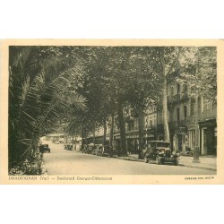 83 DRAGUIGNAN. Voitures Boulevard Georges Clémenceau