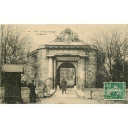 carte postale ancienne 14 CAEN. Top Promotion Porte principale du Château 1909 Sentinelle et guérite