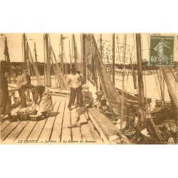 80 LE CROTOY. La Rentrée des Bateaux de Pêche au Port 1926
