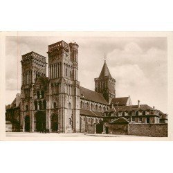 carte postale ancienne 14 CAEN. Top Promotion Abbaye aux Dames. Carte émaillographie