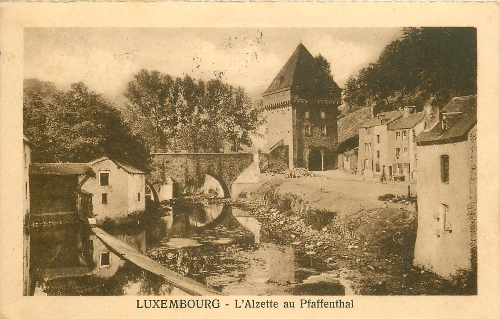 WW LUXEMBOURG. L'Alzette au Pfaffenthal