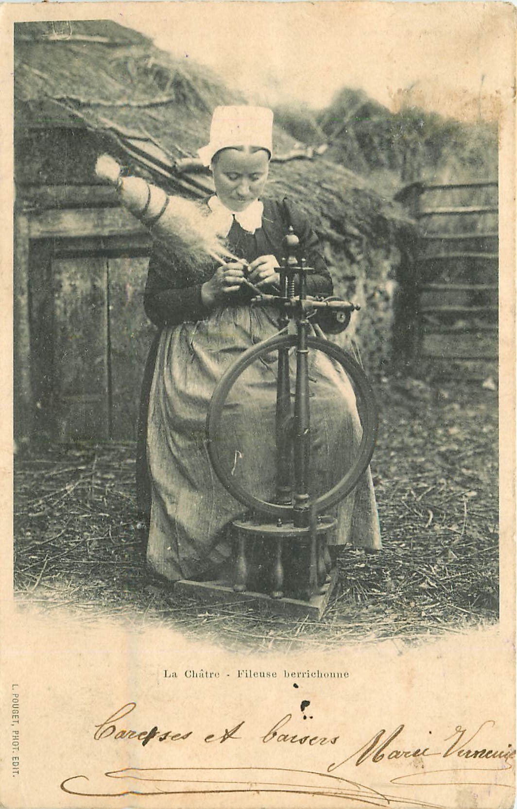 36 LA CHÂTRE. Fileuse berrichonne 1902
