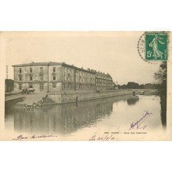 carte postale ancienne 14 CAEN. Top Promotion Quai des Casernes 1911 avec Lavandières