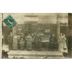 03 MONTLUCON. Maison Vedrenne au n°69 Photo carte postale d'un Commerce à identifier 1911