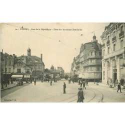 10 TROYES. Banque Société Générale Place des Anciennes Boucheries et rue République 1915