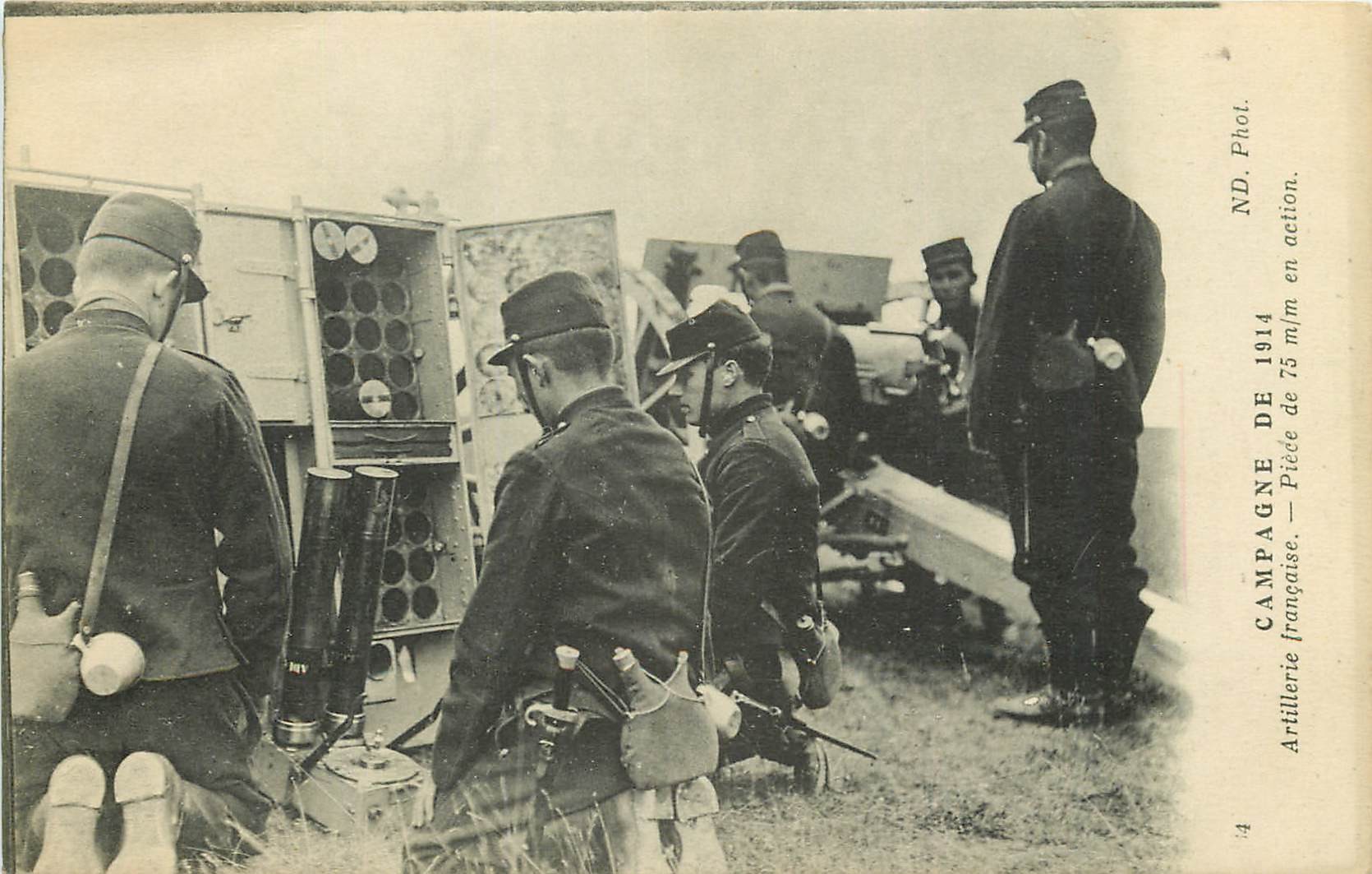 MILITARIA. Campagne de 1914 Artillerie Française Pièce de 75 m/m en action