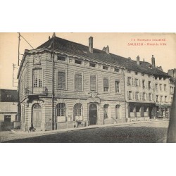 21 SAULIEU. Hôtel de Ville et Banque Société Générale 1919