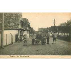 67 ROESCHWOOG. Militaires emportant du foin 1919