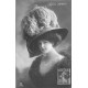 MODE 1909. Superbe chapeau à plumes 1909 d'Autruche...