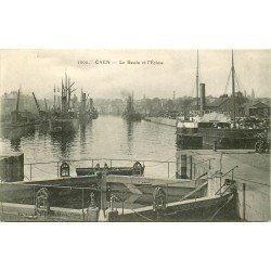 carte postale ancienne 14 CAEN. Top Promotion le Bassin et l'Ecluse Bateau Devonshire London