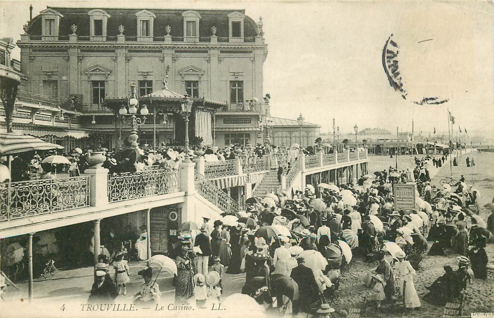 carte postale ancienne 14 TROUVILLE. Top Promotion. Le Casino 1910