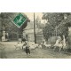 95 SAINT-PRIX. Chevrière avec ses Chèvres Place de la Croix 1910