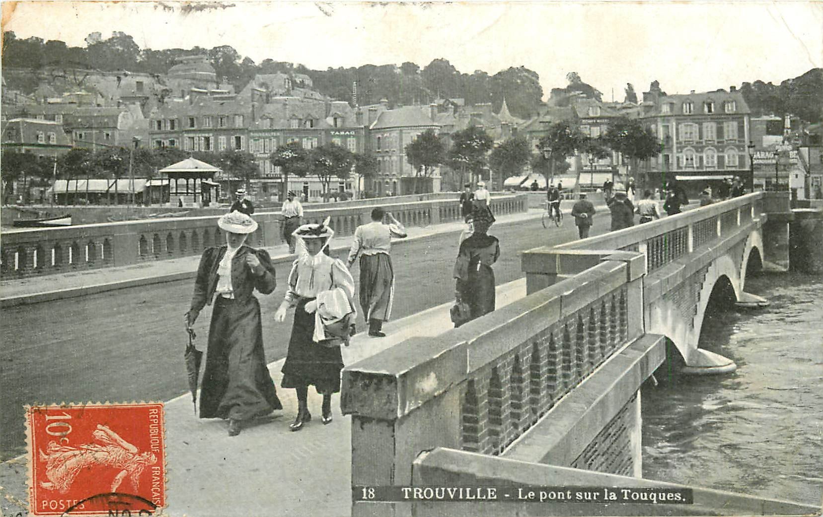 carte postale ancienne 14 TROUVILLE. Top Promotion. Pont sur la Touques 1906. Aqua Photo
