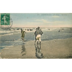 62 BERCK-PLAGE. Un Maître-Nageur avec sa corne de brume et sa corde de sauvetage 1912