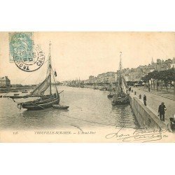 carte postale ancienne 14 TROUVILLE. L'Avant Port 1903