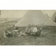 MILITARIA. Rare Photo Carte postale de Militaires devant la tente du Coiffeur