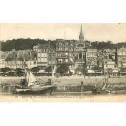 carte postale ancienne 14 TROUVILLE. Eglise Notre-Dame des Victoires et Quais. Affiche Le journal