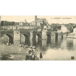 87 LIMOGES. Lavandières et Enfants près du Pont Saint-Etienne 1916