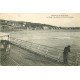 carte postale ancienne 14 TROUVILLE. La Plage vue de la Jetée Promenade vers 1908