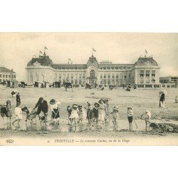 carte postale ancienne 14 TROUVILLE. Le Nouveau Casino et jeux de sable