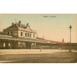 03 VICHY. La Gare