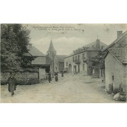 63 SAINT-GEORGES-DE-MONS. Entrée du Bourg par la route de Manzat