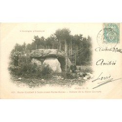 63 SAINT-AMANT-ROCHE-SAVINE. Personnage au Dolmen dit la Pierre Couverte 1903