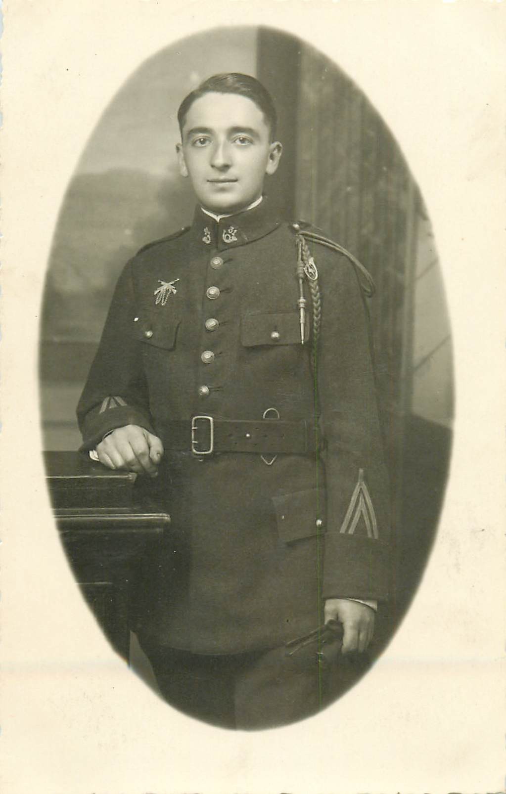 MILITAIRES. Photo carte postale d'un Soldat du 31° Régiment d'Infanterie