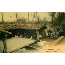 82 CASTELMAYRAN. Lavandières laveuses au Lavoir et Fontaine